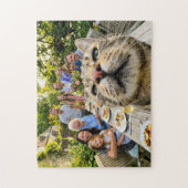 庭のディナーに猫がフォトボム ジグソーパズル (縦)