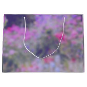 庭のピンクの紫の美しい自然の花 ラージペーパーバッグ (正面)