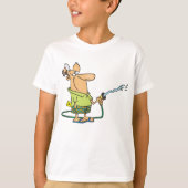 庭のホースを持つ人 Tシャツ (正面)