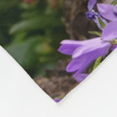 . .庭の写真にカワイトショウガの猫を描くソフト フリースブランケット (角)