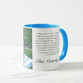 庭の執筆本の女性 マグカップ (正面右)