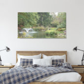 庭の池の水源 キャンバスプリント (インサイチュ (寝室))