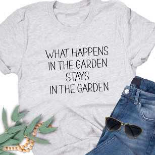 庭の滞在で起こるユーモアのあること Tシャツ