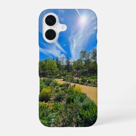 庭の美しい春の風景 iPhone 16ケース (裏面)