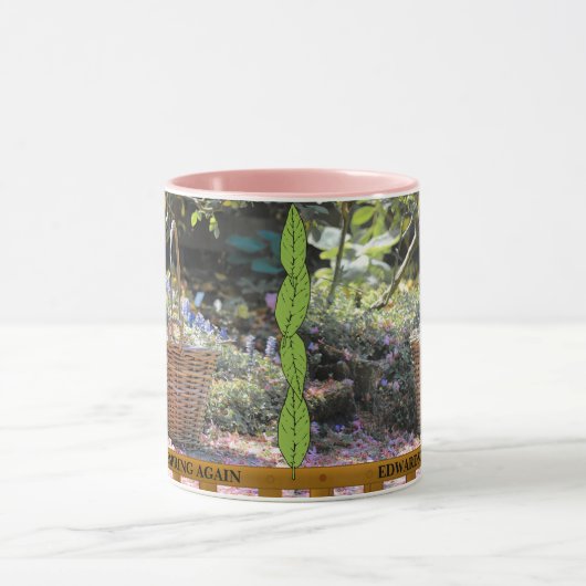 庭の花それが再び個人的な春だったことを願う マグカップ (中央)