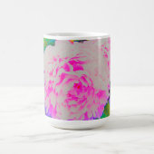 庭の電気ピンクの牡丹カラフルたち コーヒーマグカップ (中央)