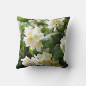 庭のJasminの木 クッション (裏面)