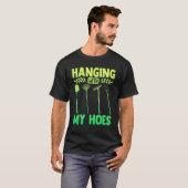 庭仕事の庭師 私の鍬と一緒 Tシャツ (正面フル)