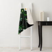 庭園内に咲く美しい白いコスモスの花 シェルパブランケット (インサイチュ)