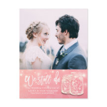 延期しても愛は変わらない ウェディングポストカード - エレガントな手書きスクリプトとヴィンテージカ