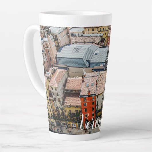 建物のカラフル面の上から表示 カフェラテマグ (左アングル)