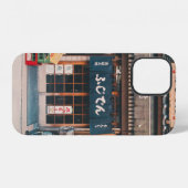 建物の前に停められた３台の自転車 iPhoneケース (裏面横)