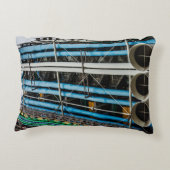 建物の正面の着色されたパイプライン アクセントクッション (裏面)