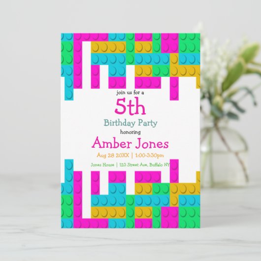 建物カラフルブロックガールバースデーパーティー招待状 (スタンド正面)
