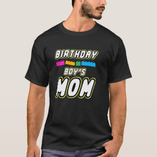 建物マスターブロックママの誕生日少年Everthi Tシャツ