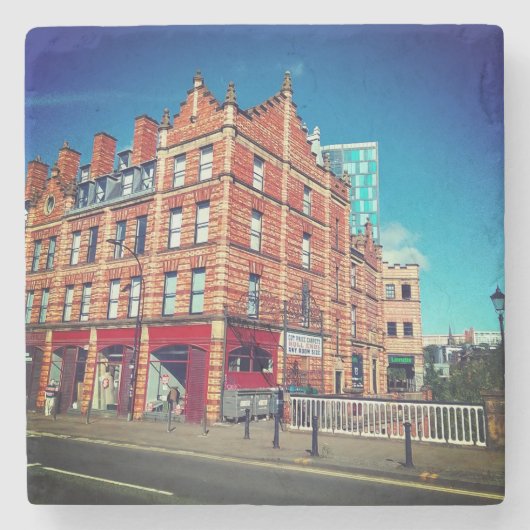 建物、ブリッジ側 ストーンコースター (正面)