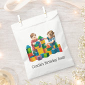 建物Bashでの誕生日ブロック フェイバーバッグ (クリップ留めされた状態)