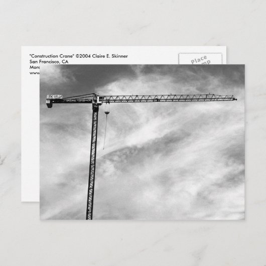建築クレーンとスカイブラックとホワイトの写真 ポストカード (正面/裏面)