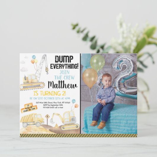 建築ダンプトラックディガーセカンド誕生日 招待状 (スタンド正面)