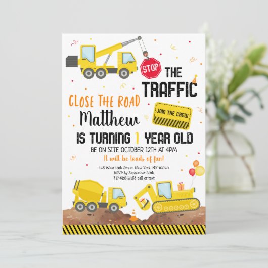 建築ダンプトラックディガー最初の誕生日 招待状 (スタンド正面)