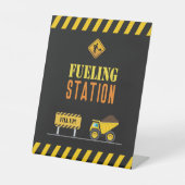 建築ダンプトラックパーティー給油所標識 台座サイン (正面)