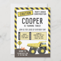 建築ダンプトラック誕生日の下に年齢