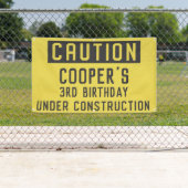 建築ダンプトラック誕生日の下に年齢 横断幕 (インサイチュ)