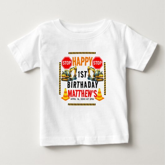 建築ダンプトラック1st誕生日パーティー ベビーTシャツ (正面)