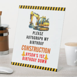 建築ダンプトラック1st誕生日パーティー 台座サイン