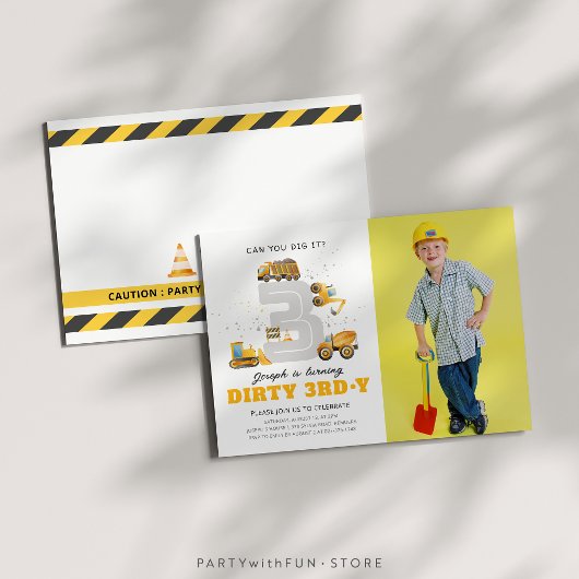 建築ダーティ3rdy誕生日フォト招待状 招待状