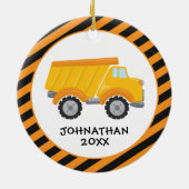建築トラックかわいい男の子モノグラムキッズ セラミックオーナメント (裏面)