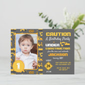 建築トラックパターン誕生日フォトグレー 招待状 (スタンド正面)