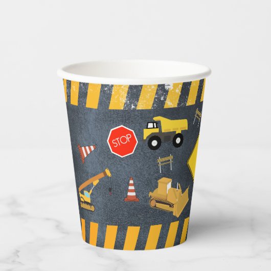 建築トラックヘビーマシナリー誕生日ボーイ 紙コップ (正面)