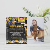 建築バックホー子供の誕生日パーティー写真 招待状 (スタンド正面)