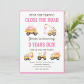 建築ピンクトラックハート誕生日招待状 招待状 (スタンド正面)