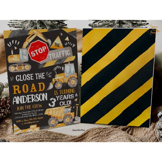 建築誕生日への3歳の招待 招待状