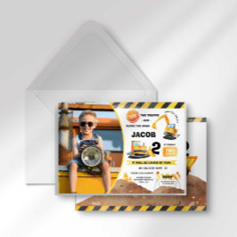 建築誕生日フォト招待状任意の年齢 招待状