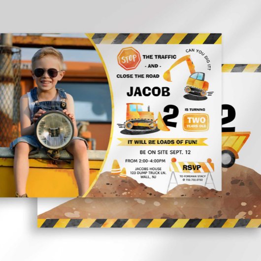 建築誕生日フォト招待状任意の年齢 招待状