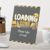 建築誕生日 – ゾーンの読み込み 台座サイン (インサイチュ)