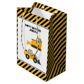 建築車トラック金ゴールド誕生日 ミディアムペーパーバッグ (裏面アングル)