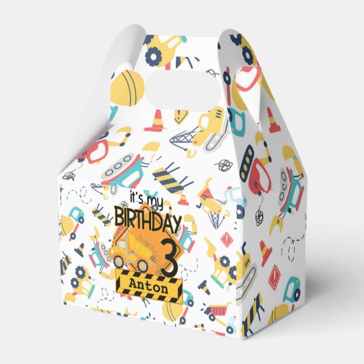 建築黄色トラック車3歳の誕生日 フェイバーボックス (正面サイド)