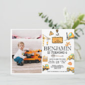 建設トラックの子供の誕生日パーティーの写真 招待状 (スタンド正面)