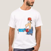 建設作業員がマニュアルを読む Tシャツ (正面)