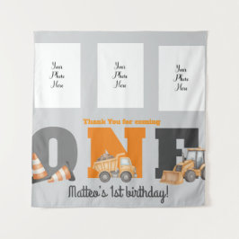 建設車両の1歳の誕生日ダンプトラック タペストリー