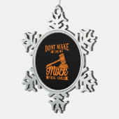 弁護士に模擬裁判の声を使わせるな スノーフレークピューターオーナメント (右)