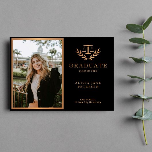 弁護士の司法尺度金ゴールドブラック2024卒業 案内状