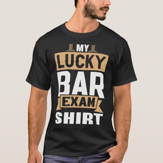 弁護士マイ・ラッキーバー試験法学校未来弁護士 Tシャツ (正面)