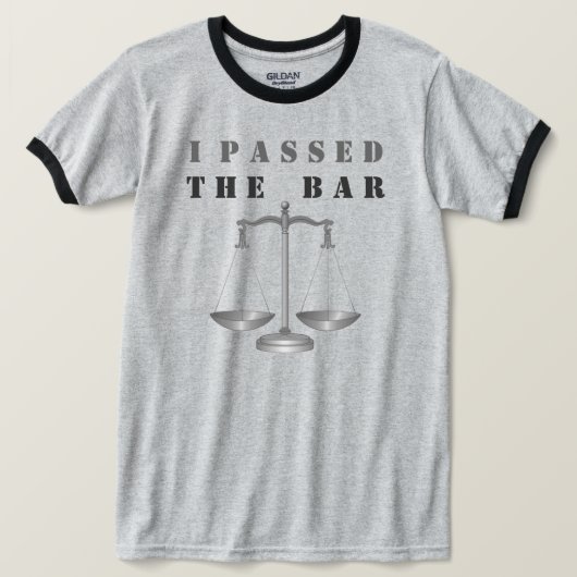 弁護士試験合格おめでとう Tシャツ (デザイン正面)