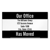 弊社のオフィスが白黒の発表を引き継ぎました マグネット名刺 (正面)