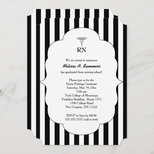 式をピンで止めているRNのナースは黒のストライブ柄を誘います 招待状 (正面/裏面)